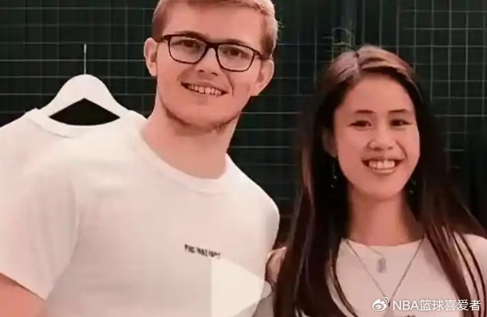正式退出，勒布伦发声，官宣决定，法国意外，此前被梁靖崑让2追3|大勒布伦|锦标赛|梁靖昆|双打|冠军_新浪体育_新浪新闻